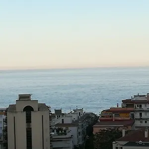 https://vistas-al-mar.es-andalucia.com